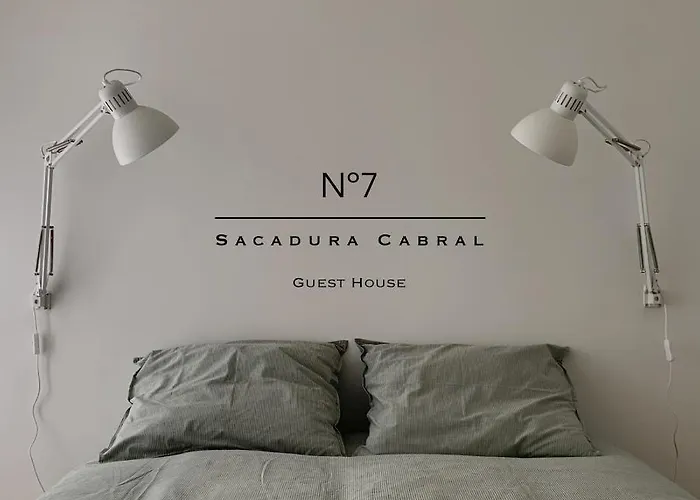 בית הארחה Nº7 Sacadura Cabral גוארדה